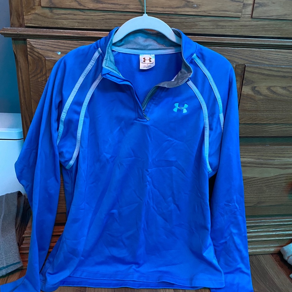 Under armpit quarter zip